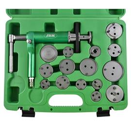 Pneumatski alat za vraćanje kočionih cilindara sa nastavcima u koferu JBM